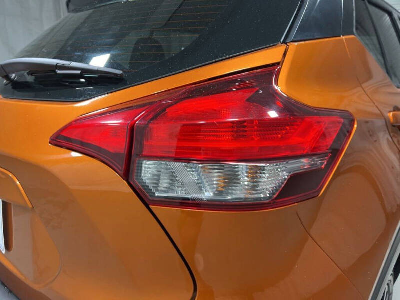 2020 Nissan Kicks SV