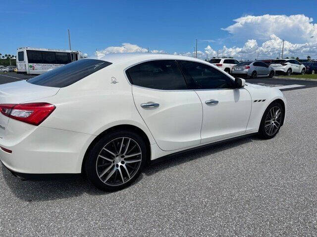2015 Maserati Ghibli