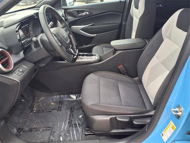 2024 Chevrolet Trax RS