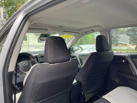 2017 Toyota RAV4 XLE