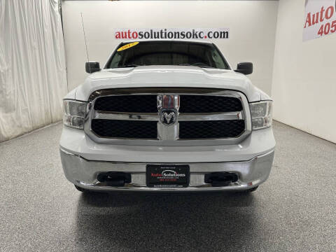 2017 RAM 1500 SLT