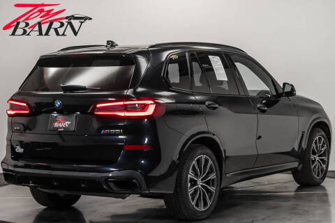 2022 BMW X5 M50i