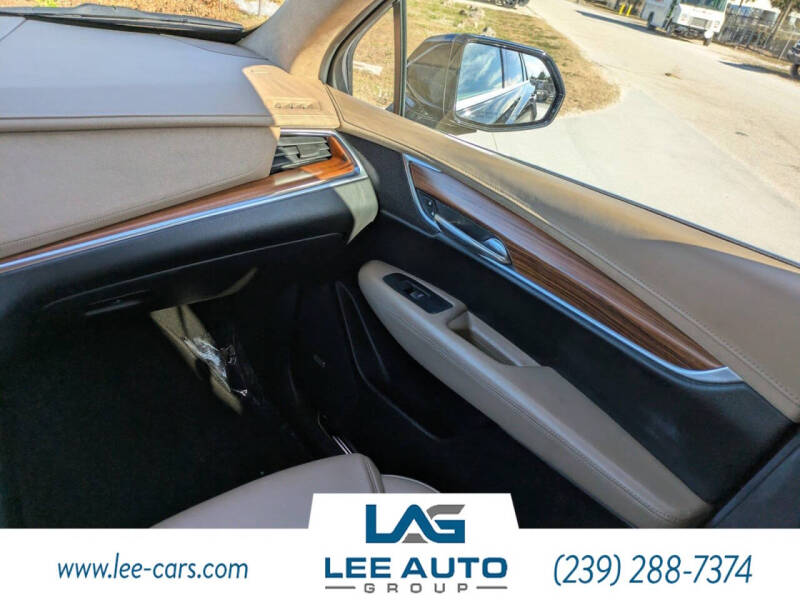 2017 Cadillac XT5 Platinum