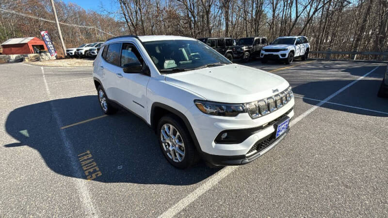 2022 Jeep Compass Latitude Lux