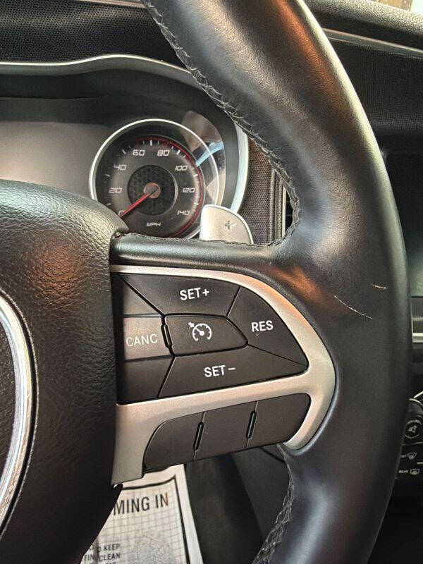 2015 Dodge Charger SXT