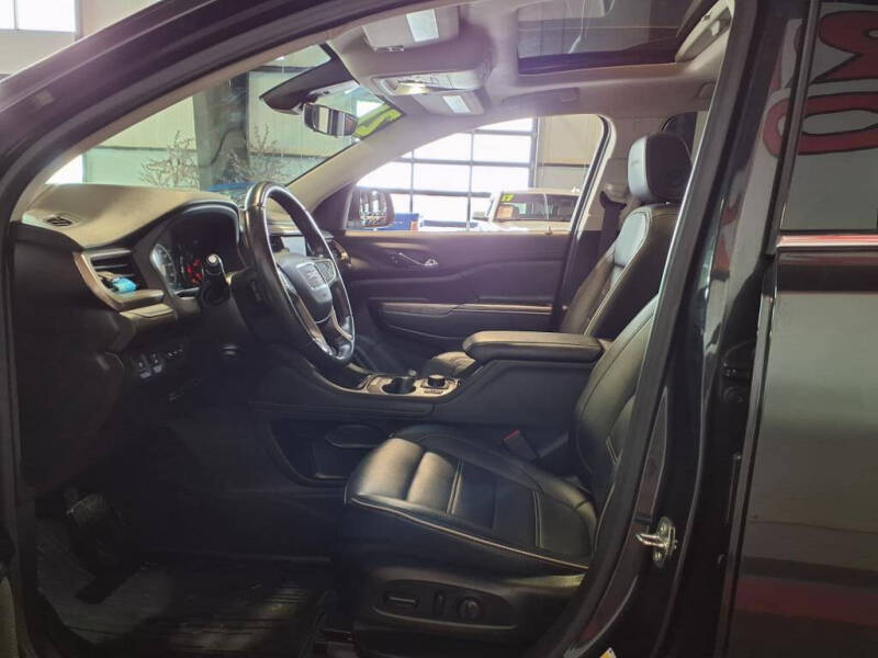 2021 GMC Acadia Denali