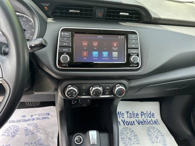 2025 Nissan Kicks Play S