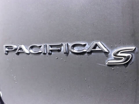 2020 Chrysler Pacifica Touring L