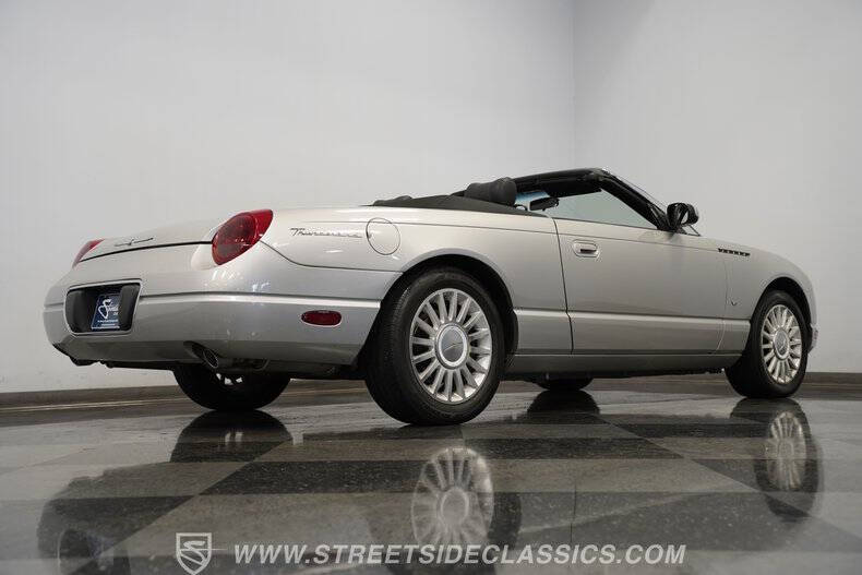 2004 Ford Thunderbird Deluxe