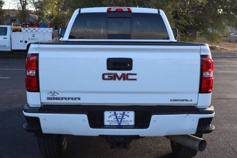 2015 GMC Sierra 2500HD Denali