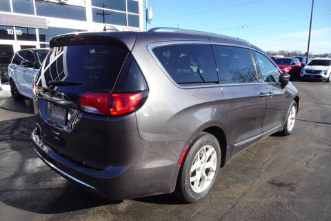 2020 Chrysler Pacifica Touring L 35th Anniversary
