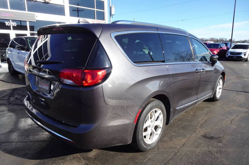 2020 Chrysler Pacifica Touring L 35th Anniversary