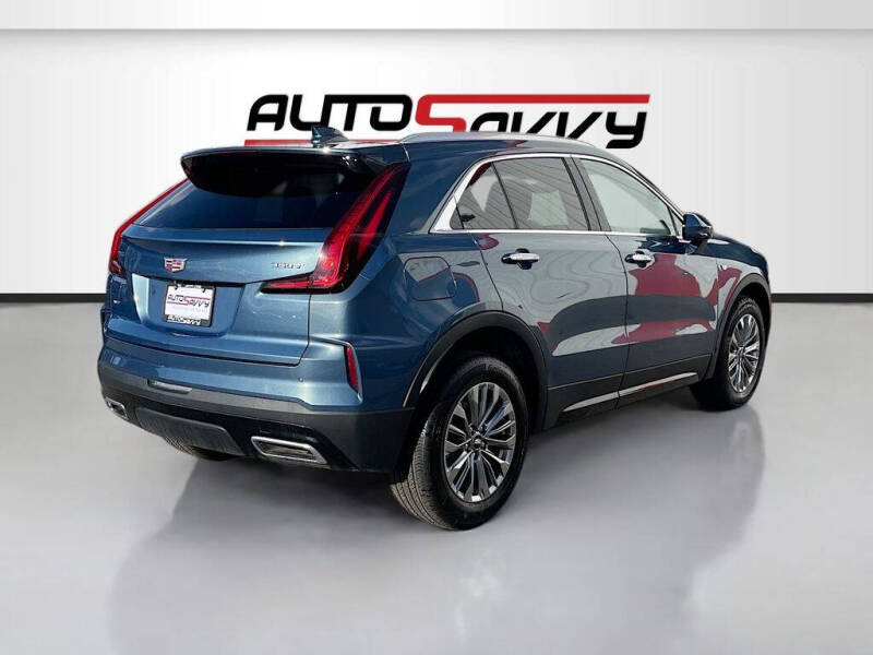 2024 Cadillac XT4 Premium Luxury
