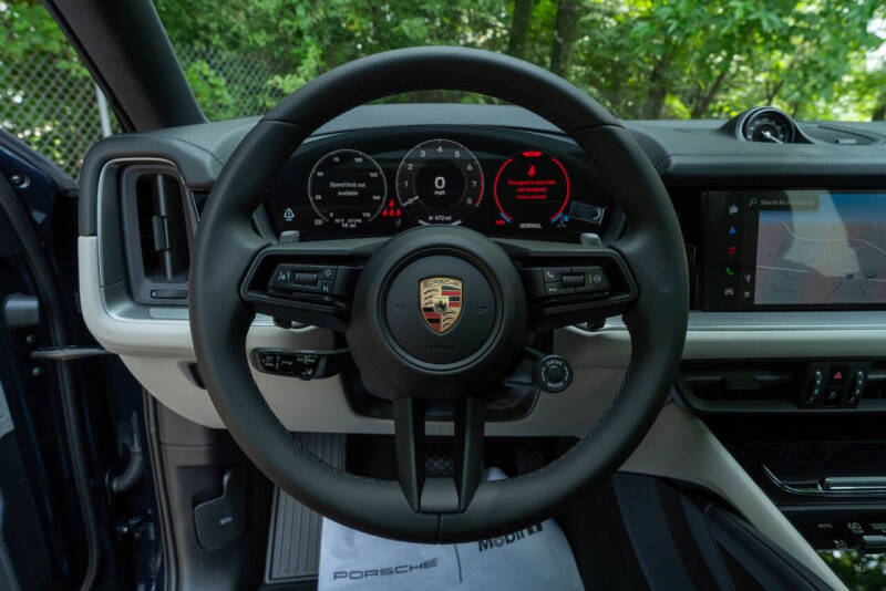 2025 Porsche Cayenne Coupe