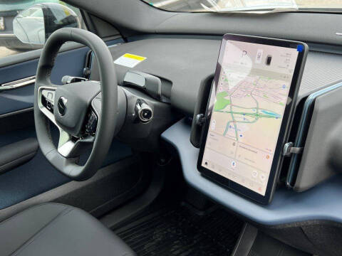 2026 Volvo EX30 Twin Plus