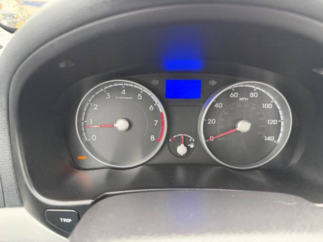 2010 Hyundai Accent GLS