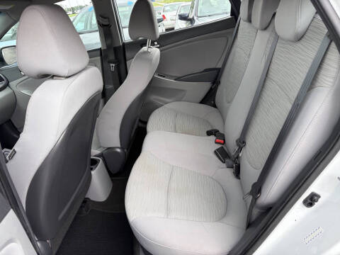 2017 Hyundai Accent SE