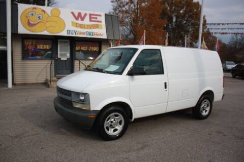 2005 Chevrolet Astro Cargo for sale at eAutoTrade in Evansville IN