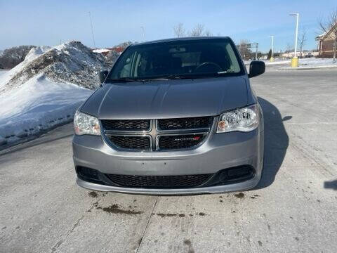 2013 Dodge Grand Caravan for sale at United Motors in Saint Cloud MN