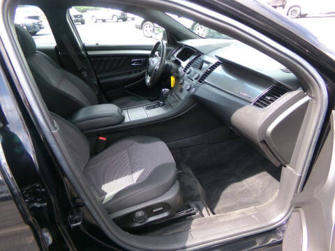 2017 Ford Taurus SEL