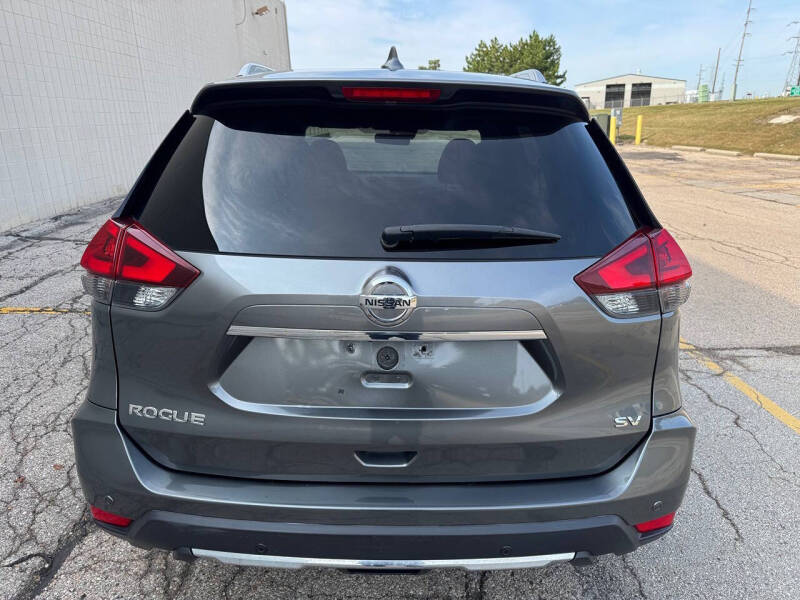 2020 Nissan Rogue SV