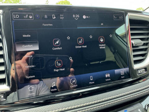 2023 Chrysler Pacifica Touring L