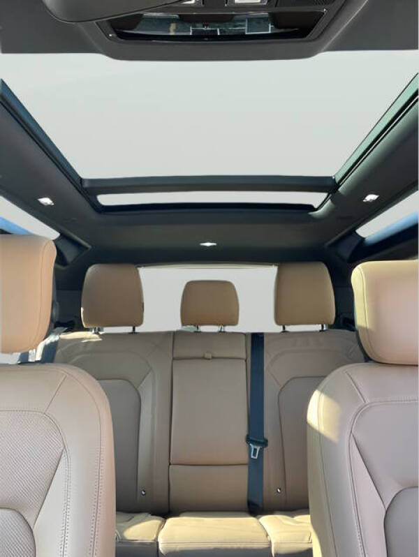 2025 Land Rover Defender 90 P300 S