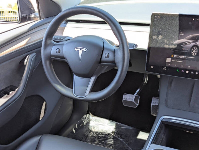 2023 Tesla Model Y Long Range