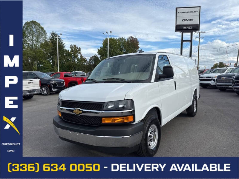 2025 Chevrolet Express Cargo Work Van's photo