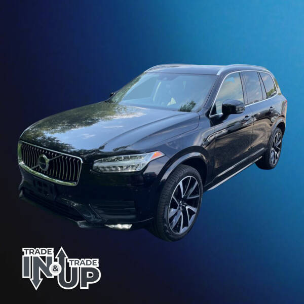 2021 Volvo XC90 Momentum's photo