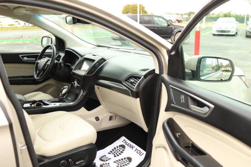 2018 Ford Edge Titanium