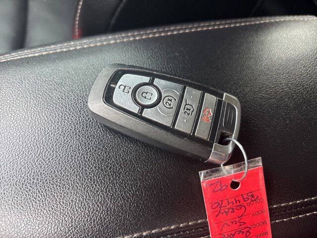 2022 Ford Escape SEL