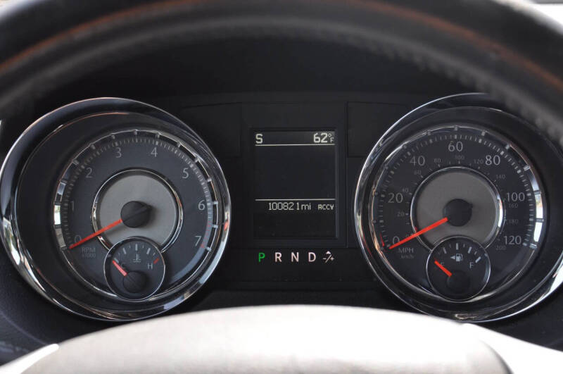 2015 Chrysler Town and Country Touring