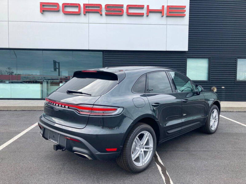 2026 Porsche Macan