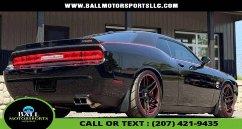 2011 Dodge Challenger SRT8 392