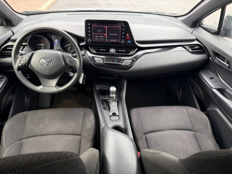 2019 Toyota C-HR XLE