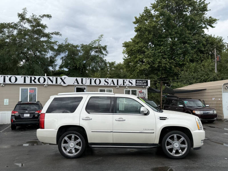 2010 Cadillac Escalade Luxury