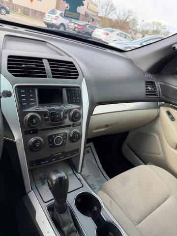 2015 Ford Explorer