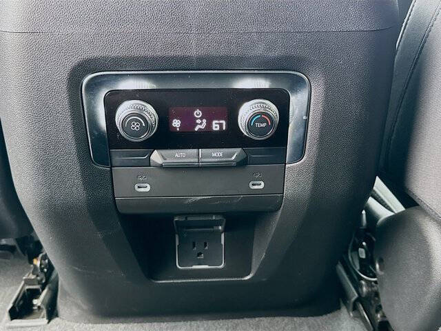 2024 GMC Yukon SLE
