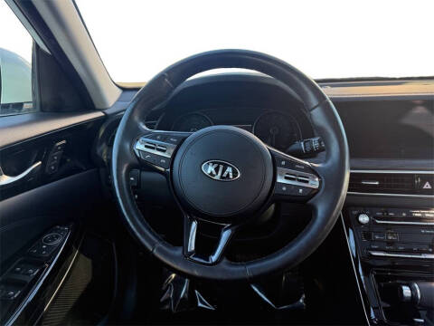 2020 Kia Cadenza Limited