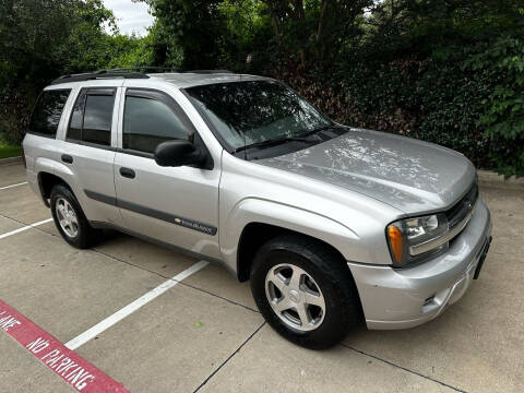 2004 Chevrolet TrailBlazer for sale at Texas Select Autos LLC in Mckinney TX