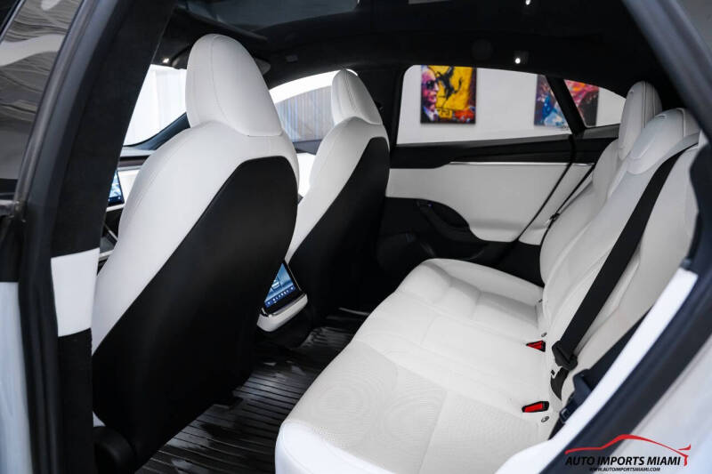 2023 Tesla Model S Standard Range