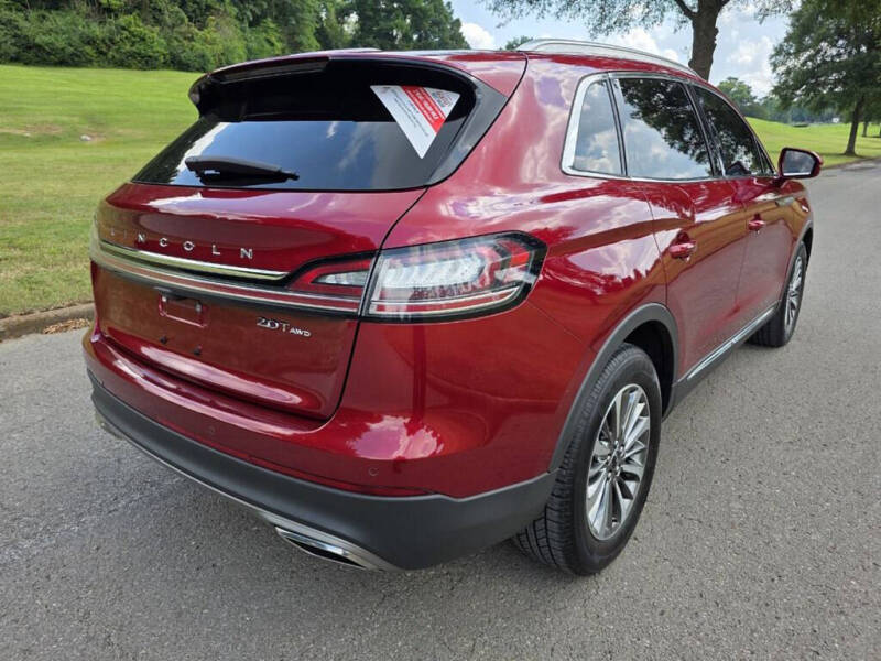 2019 Lincoln Nautilus Select