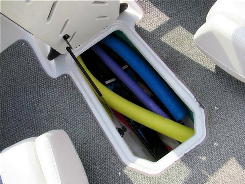 2016 Four Winns 190 Horizon