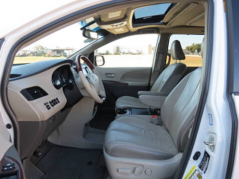 2013 Toyota Sienna Limited 7-Passenger