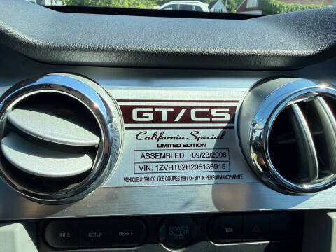 2009 Ford Mustang GT Deluxe