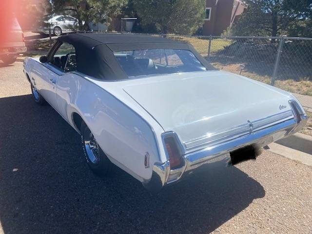 1969 Oldsmobile Cutlass