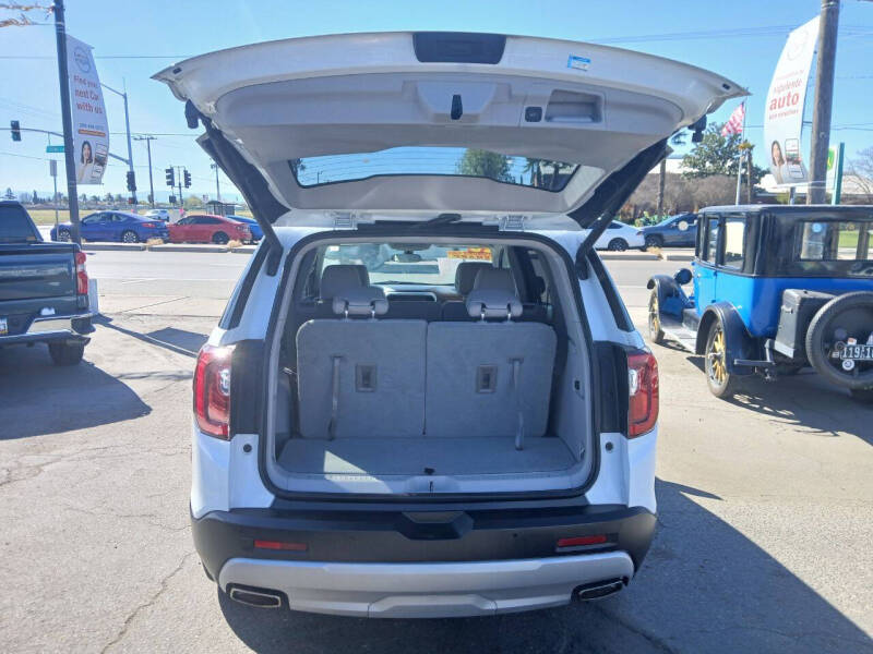 2020 GMC Acadia SLE