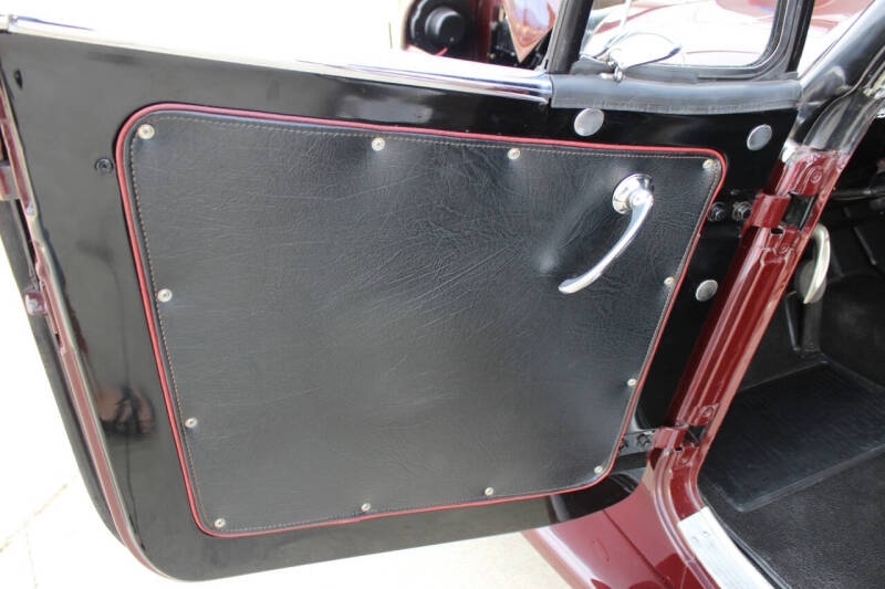 1950 Willys Jeepster