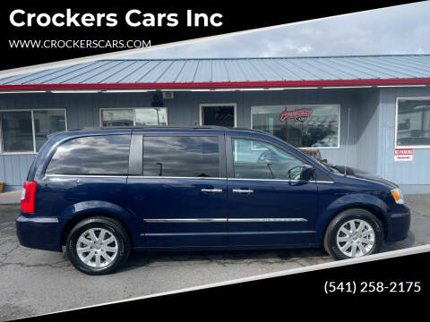 2015 Chrysler Town and Country for sale at Crockers Cars Inc in Lebanon OR